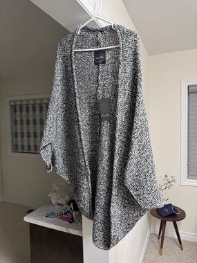 Zara Black and White Marled Open-Front Poncho Sweater